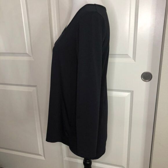 Lularoe Solid Black Long Sleeve T-shirt - Picture 7 of 11